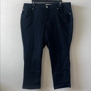Women's Black Cropped Pants